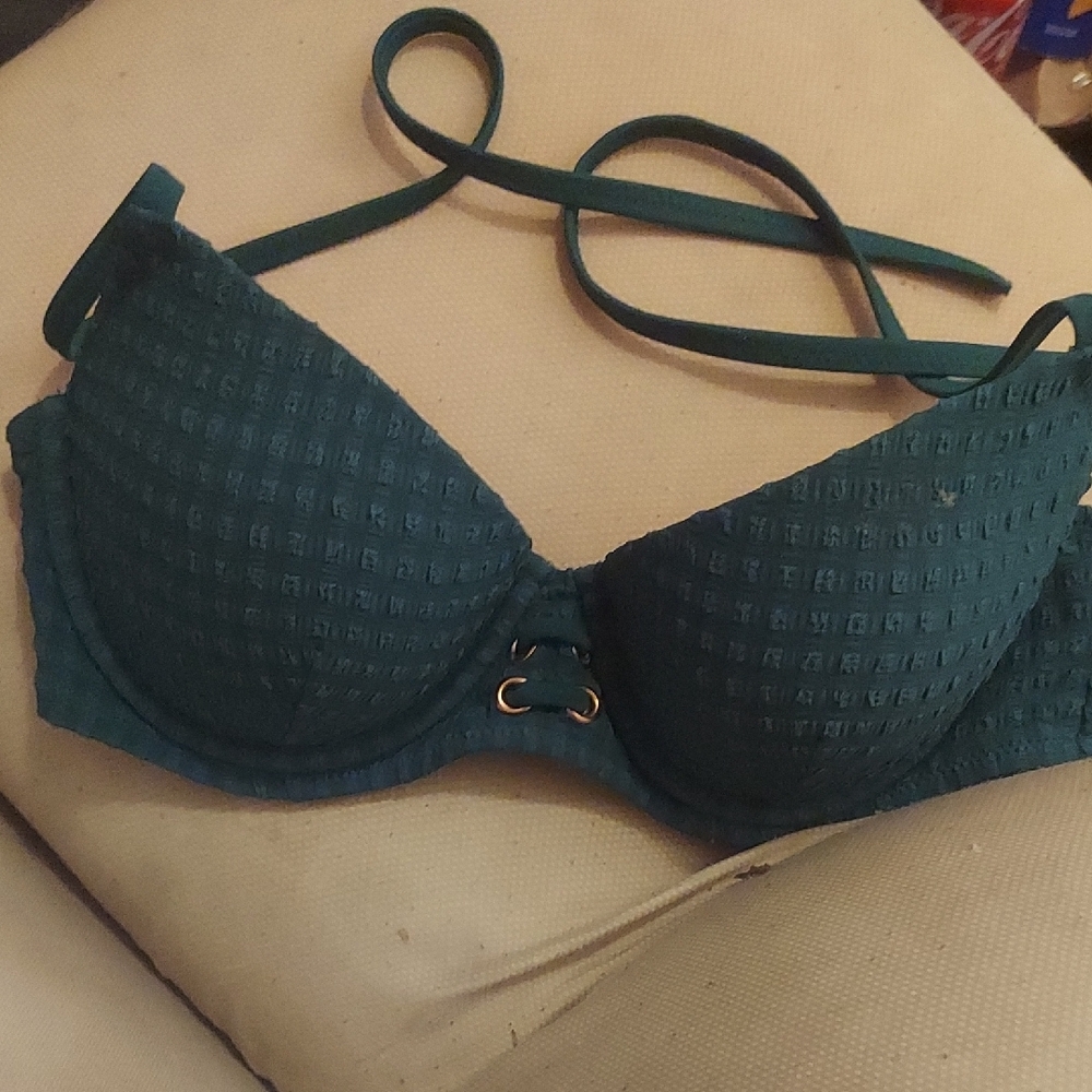 Green Textured Bikini Top with Adjustable Straps